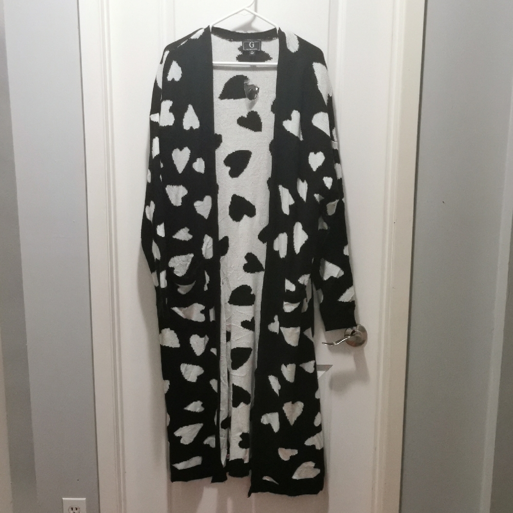 G by Giuliana Black and White Patterned‎ Duster Cardigan. Hearts